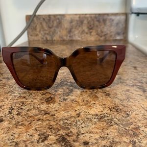 Authentic Gucci fames